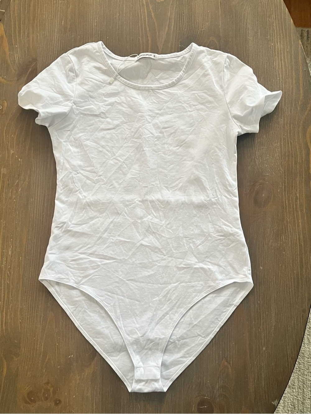 Mangopop Essential White Short Sleeve Women's Bodysuit. NWOT